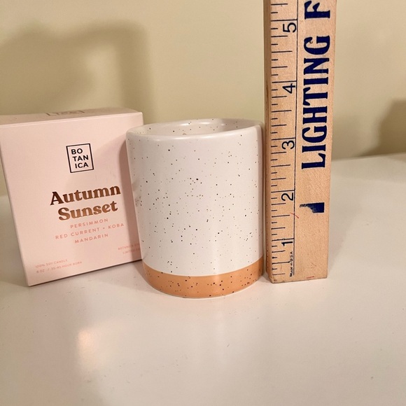 ❗️4/$65❗️Botanica Autumn Sunset candle NIB! Limited edition for Alltrue box - Picture 2 of 4